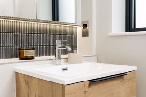 Photo 26- click for photo gallery